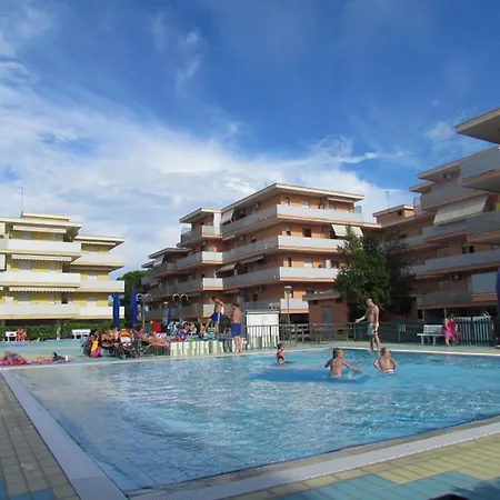 Apartment Relax And Chill By The Pool - Beahost
